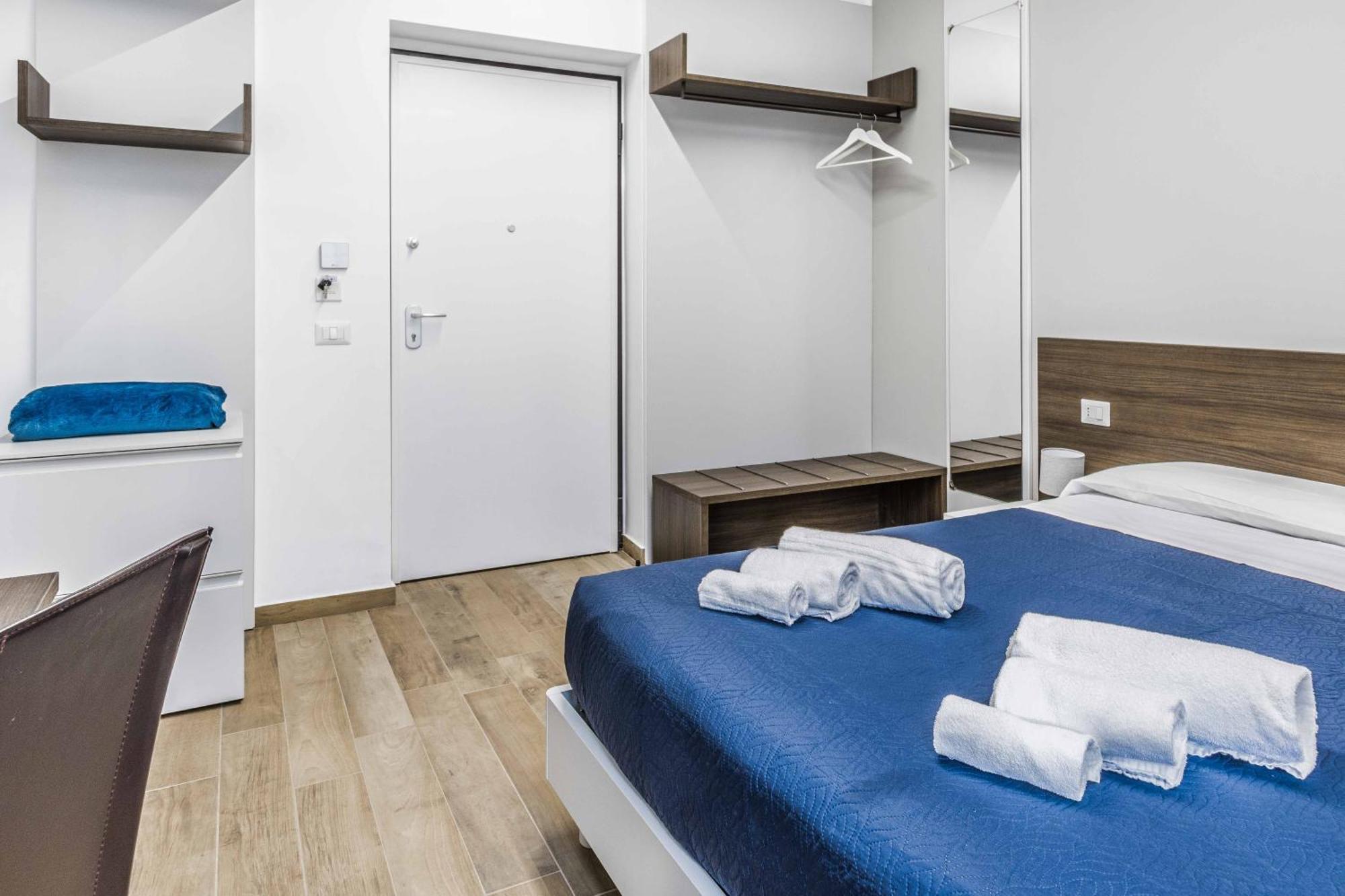 La Perla Rooms Saronno Exterior photo